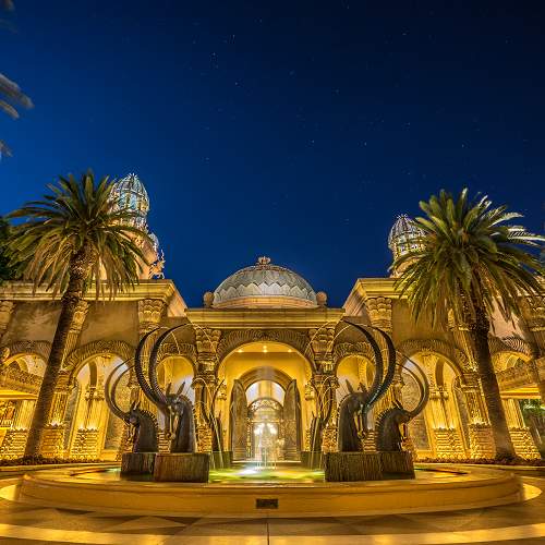 創意南非~花園大道賞鯨鎮國家動物園太陽城羅本島葡萄酒鄉黃金礦脈城傳奇14日