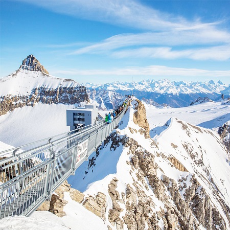 創意瑞士+米蘭~ 冰河3000天梭峰愛的迫降場景冰河列車最美瑪基歐里湖三大名峰13天
