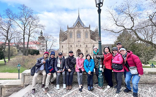 創意捷克 小城故事慕夏美術館卡夫卡文學經典美食10天