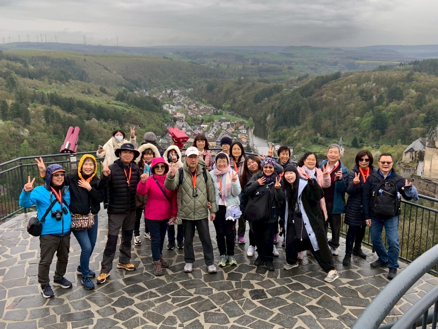 創意荷比盧12天