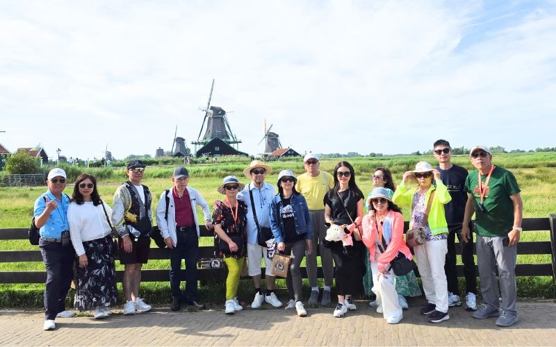 創意荷比盧12天