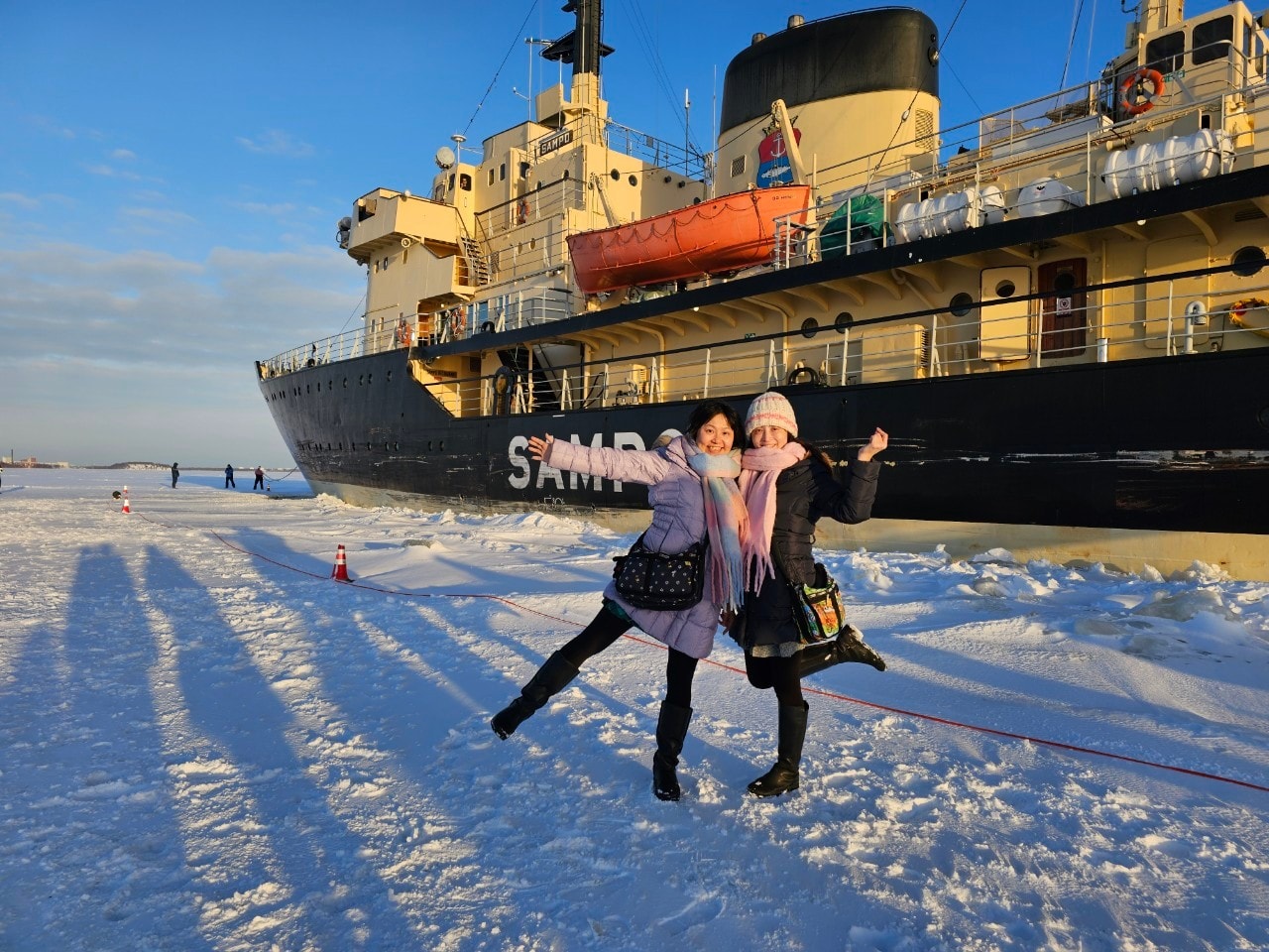 創意挪威芬蘭特隆索極光之都帝王蟹破冰船聖誕老人村之旅11天