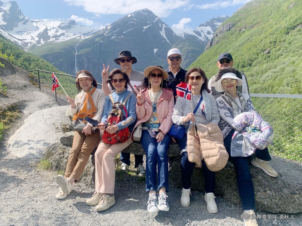 創意挪威~絕美羅浮敦島+三大水彩峽灣縮影火車莫爾德北大西洋大道14天